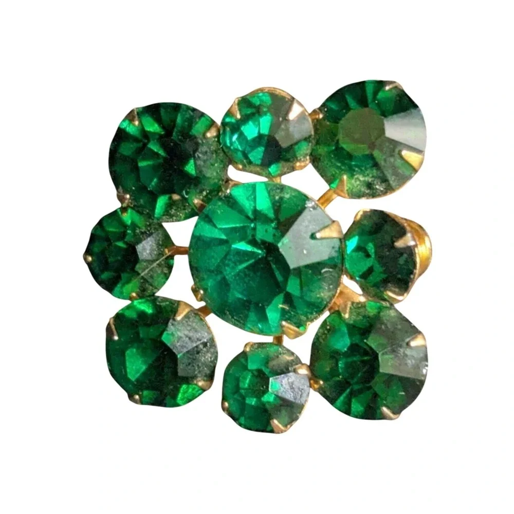 Vintage Green Rhinestone Cluster Brooch Gold‎ Tone Mid Century Costume Jewelry
